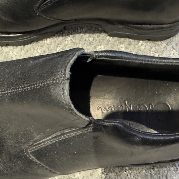 Cole Haan size 7.5, black - Picture 2 of 4
